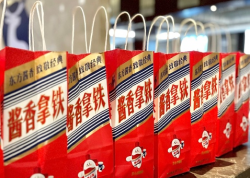 大牌聯(lián)名，好玩
